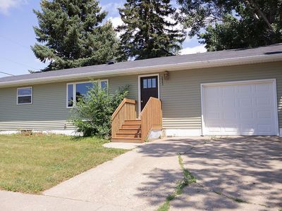 2443 Stewart Dr