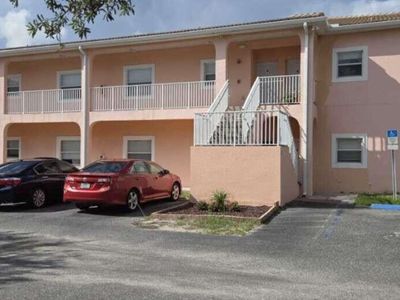2097 Hidden Grove Ln #102