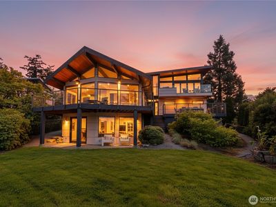 838 Sundown Lane