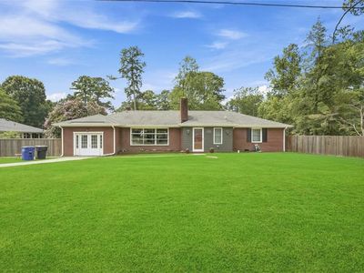 2105 Sterling Point Dr