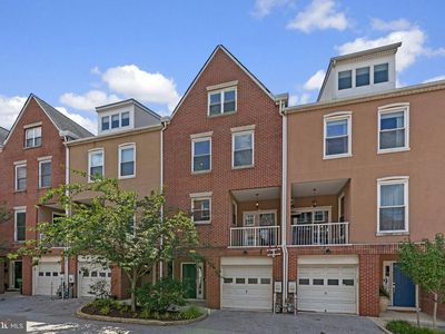 2333 Cambridge Walk
