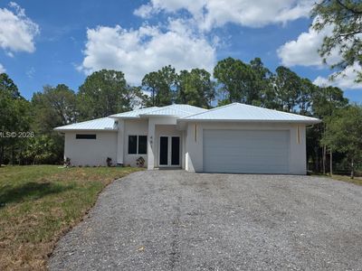 481 Montura Ave