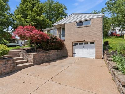 212 Davis Ave