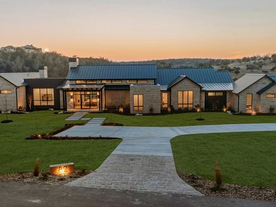 82 Presidio Ridge Dr