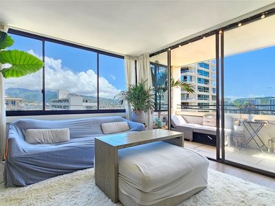 2410 Cleghorn St APT 2202