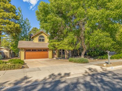 2484 N Brians Way