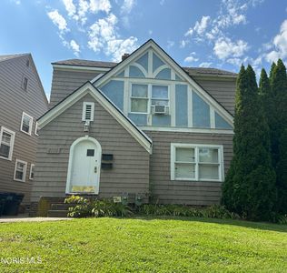 2115 Kensington Rd