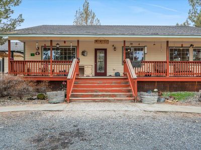 3855 NW Montgomery Ave