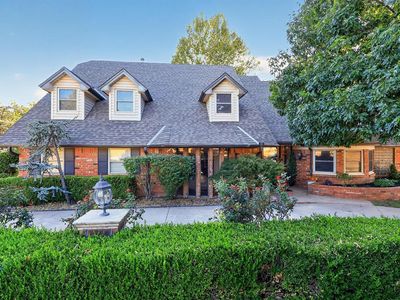 11213 Greenbriar Chase
