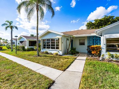 5090 Lakefront C Boulevard #C