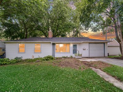 Property at 234 N Knollwood Dr, Wheaton, IL