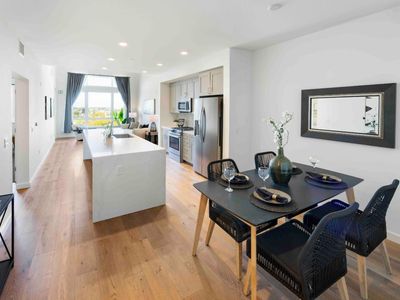 400 El Camino Real #409