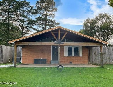 819 Frank Maynard Dr