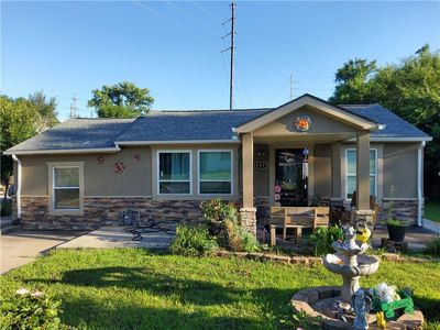 4401 Claudine Ln