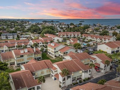 Property at 637 Drake Ln N, Dunedin, FL