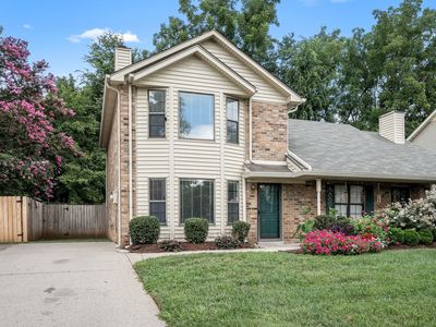 228 Hillside Ct