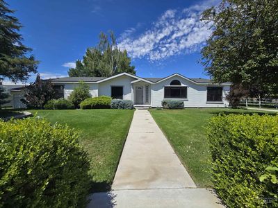 2134 Maple Ct