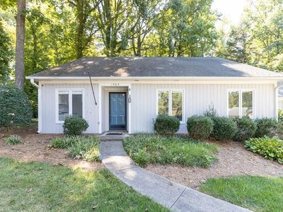 1404 Grantland Pl