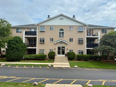 451 Valley Dr APT 104