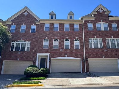47779 Scotsborough Sq