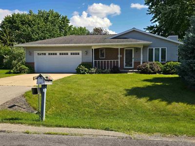 Property at 1429 Ridgeway Dr, Neenah, WI