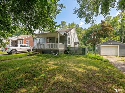 1322 Michigan Ave
