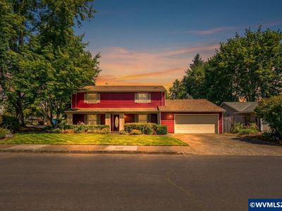 1335 Neahkahnie St SE