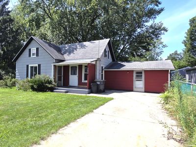 Property at 2632 Lincoln Ave, Saint Joseph, MI