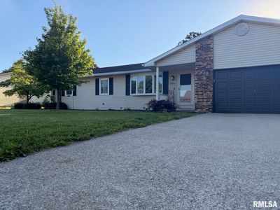 Property at 1219 6th St, Pawnee, IL