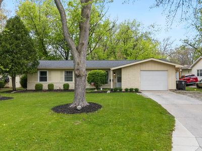 4301 Lynwood Ct