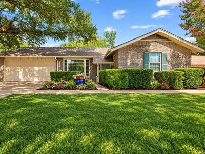 1228 Farnham Ct E