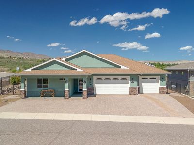 1780 W Buena Vista Dr