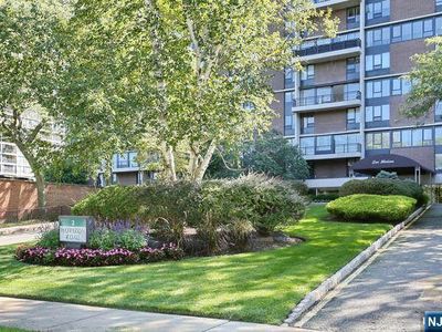 2 Horizon Rd #404