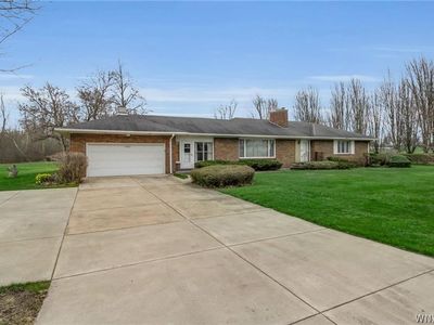 5153 Lake Shore Rd