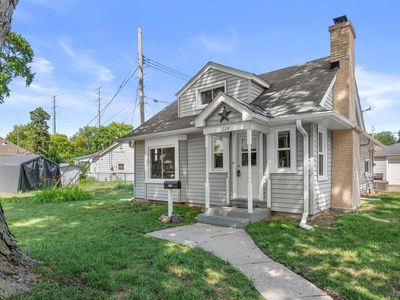 624 S 105th STREET