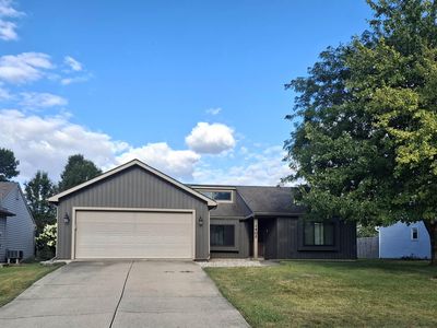 1402 Misty River Dr