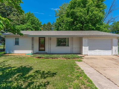 305 Kennedy Rd