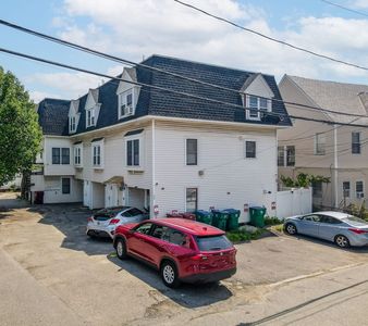 54 Gates St APT 2
