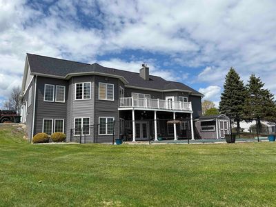 3 Green Dr