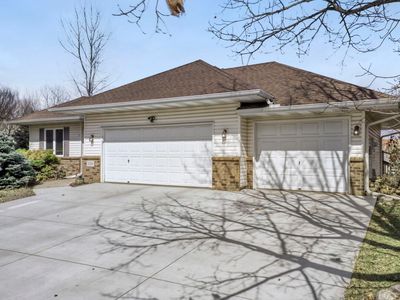 2334 Manuela Dr