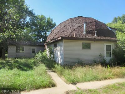 110 3rd St S