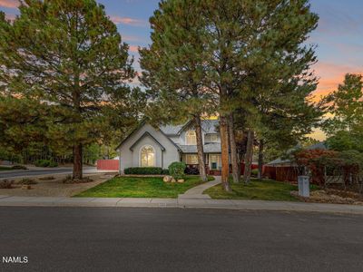 2201 N Bristlecone Dr