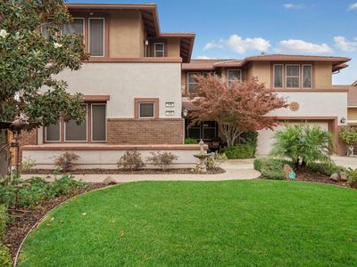 145 N Hancock Park Dr