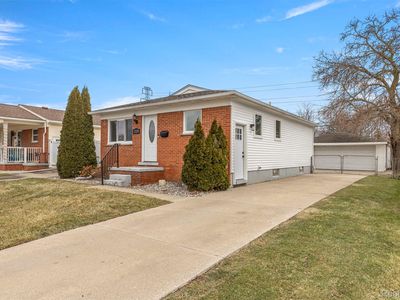 Property at 12539 Huron St, Taylor, MI