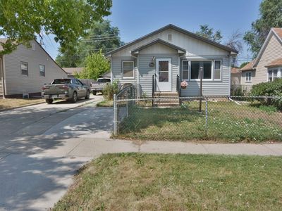 2015 5th St