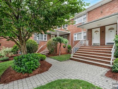 201 Oakdene Place #D1
