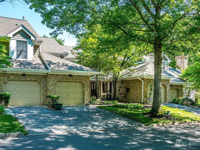 12 Springwood Ct