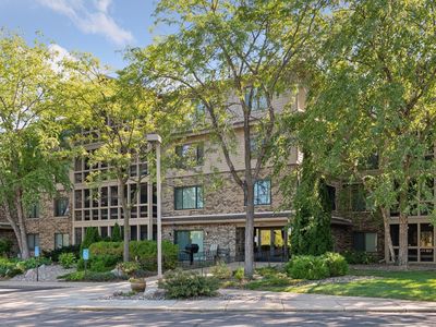 3801 W 98th St APT 106