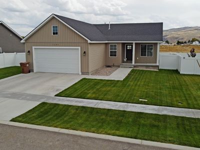 1687 Petersburg Dr