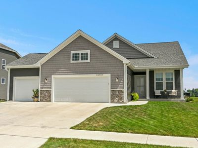 W188N5690 Clover LANE